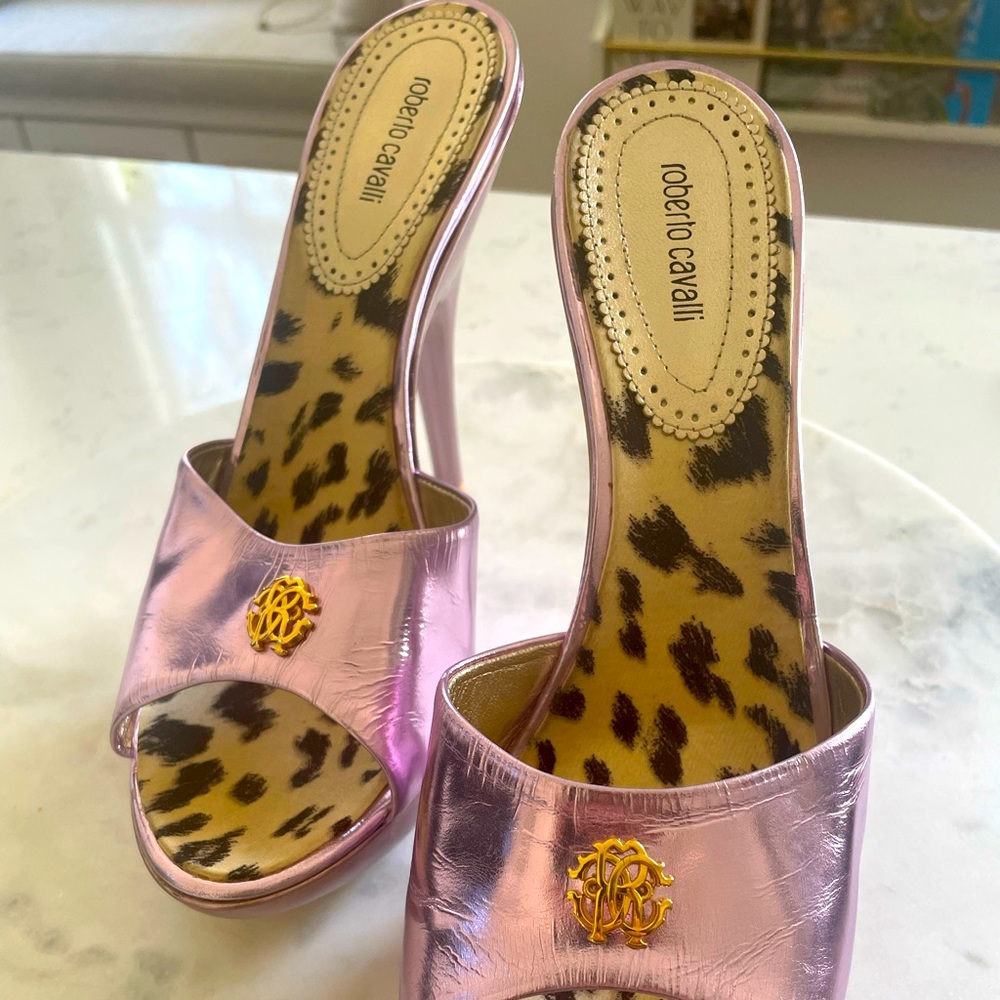 Roberto Cavalli Pink Heels with Gold Accent